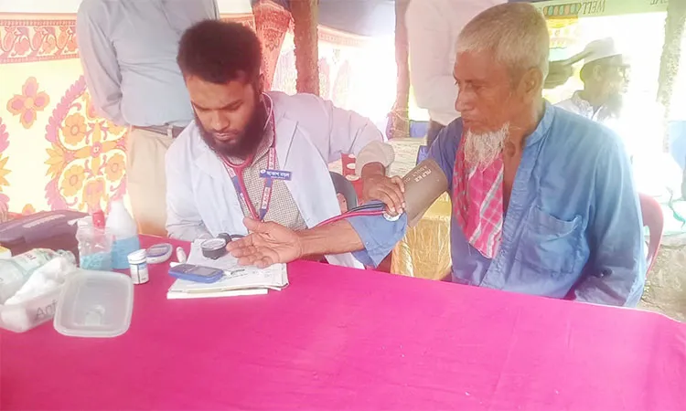 The Camp organized by Khankapara Sabuj Sangha in collaboration with Ad-Din Sakhina Medical College Hospital.