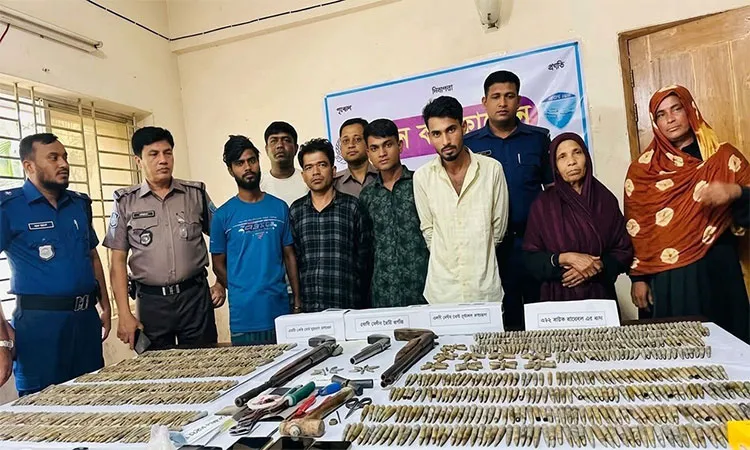 Police dismantled an illegal arms manufacturing ring in Chakaria.