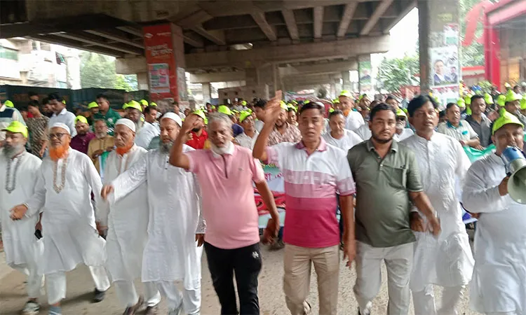 BNP and its associate organizations held a protest march along the Dhaka-Mymensingh Highway in Tongi.