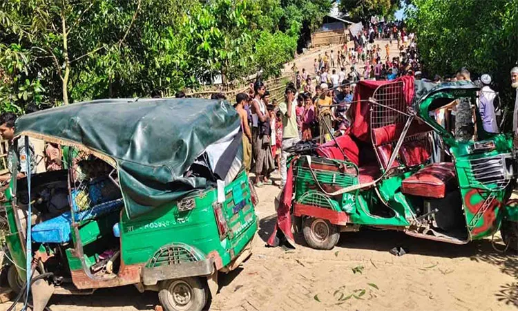 A 34-year-old Rohingya man Mohammad Hashim was killed CNG auto-rickshaw collision at Camp-18 in Ukhiya.