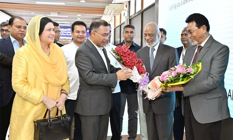 Prime Minister Tarique Rahman returned home this morning after concluding his five-day visit to New York to attend the 81st session of the UNGA. Photo : PMO