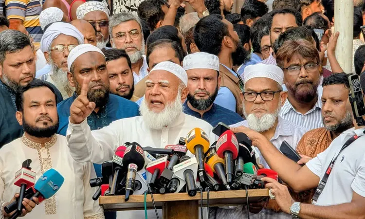 Jamaat-e-Islami Ameer Dr. Shafiqur Rahman After visiting the MCH-FP Centre