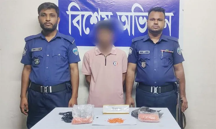 Chattogram Range Deputy Inspector General (DIG) Abdul Qudduch Chowdhury confirmed the arrests.