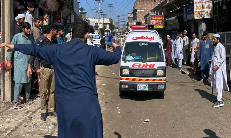 At least 28 children and a female teacher died when the roof of a private school collapsed in Peshawar's Dir Colony.