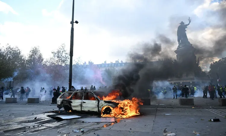 Violent clashes, fires and looting marred demonstrations across France on Saturday.