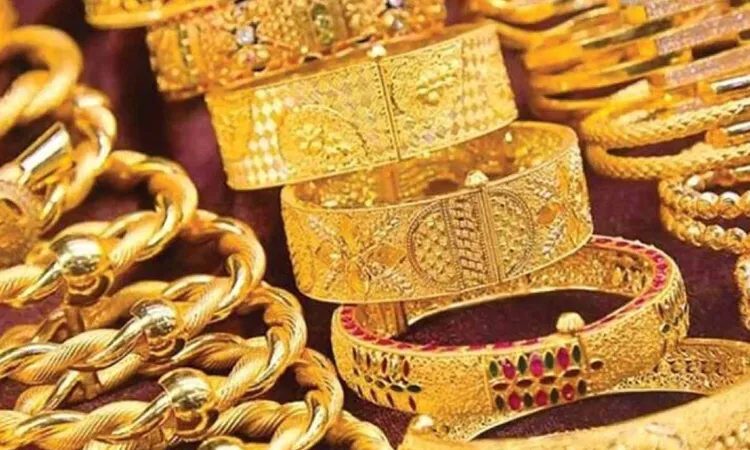 Gold Prices Fall Again in Local Market